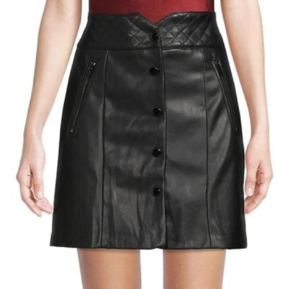 CARMEN MARC VALVO Quilted Faux Leather Skirt NWT 12